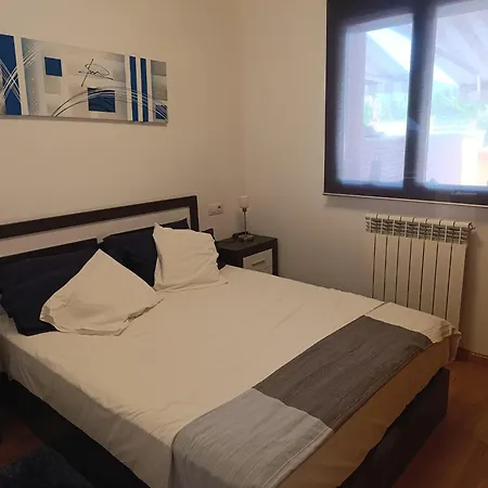 Lägenhet Montecanal 5 *